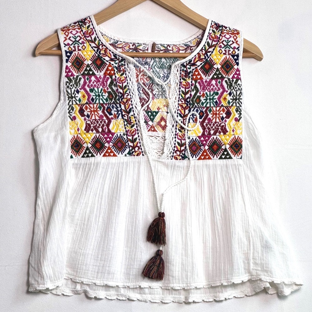 Free People Women White Embroidered Sleeveless Tassel Boho Gauze Top Size S